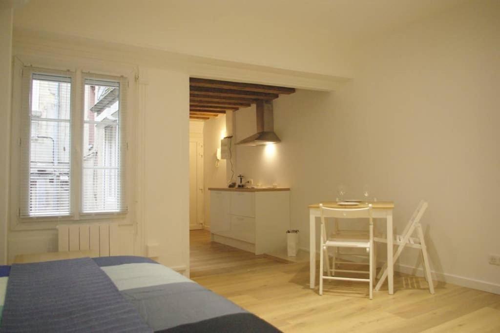 Dijon Standing Historic City Apartment Luaran gambar